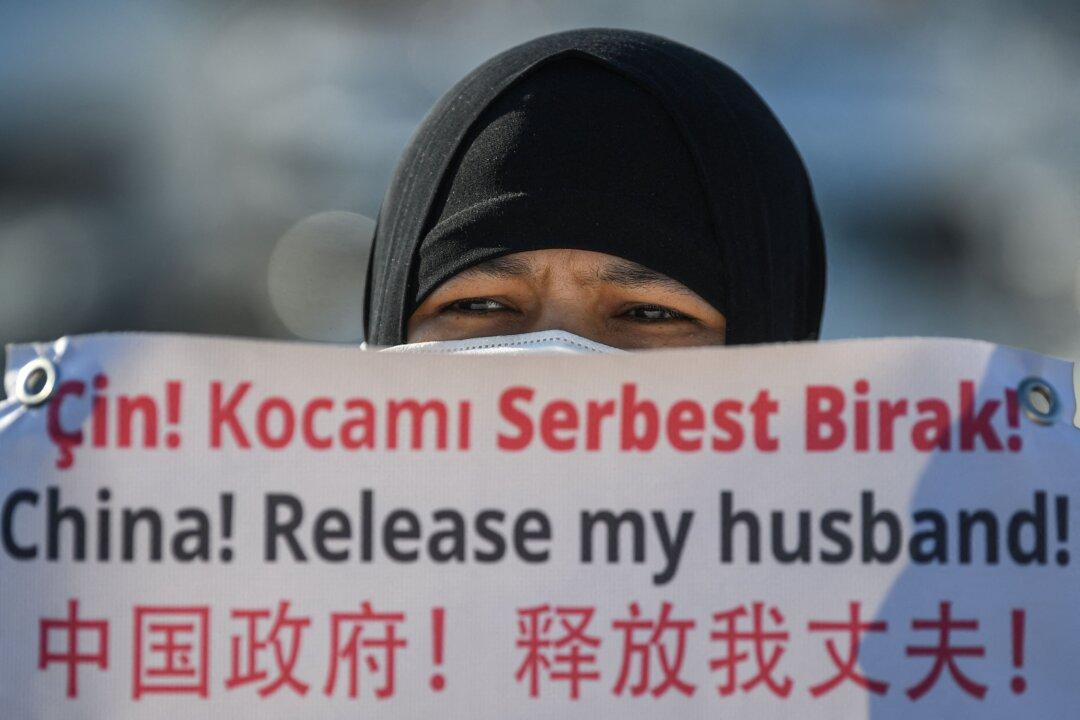 Authenticity of French Journalist With Chinese State-Owned Media Questioned