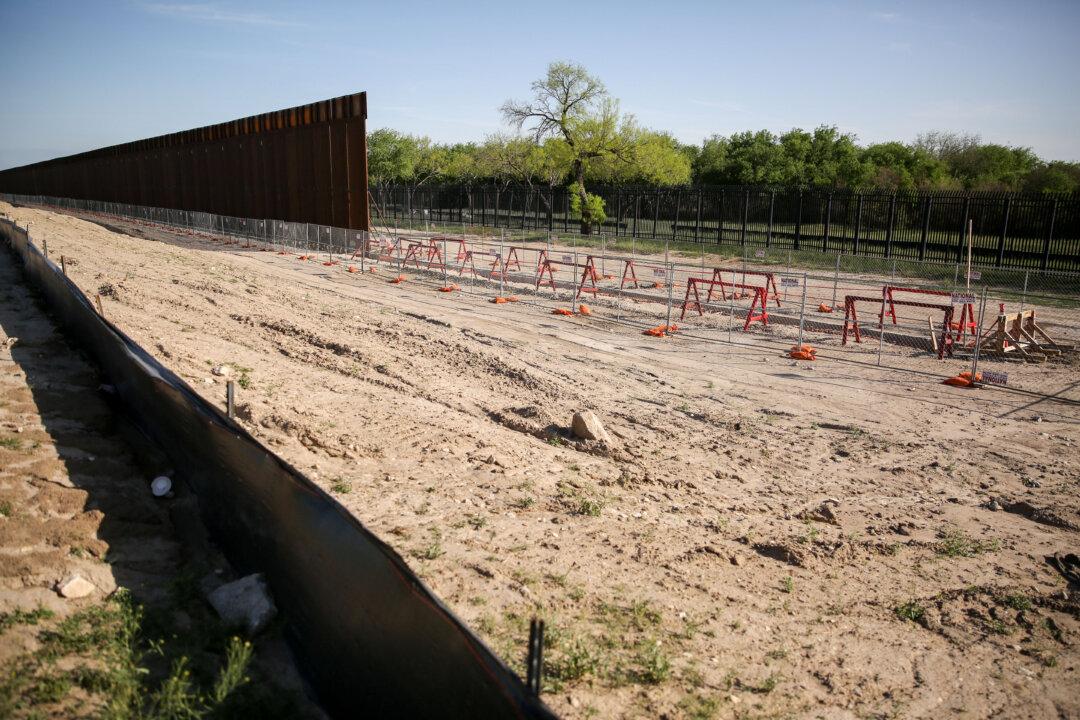Biden Administration Spending $3 Million a Day to Suspend Border Wall Construction: Senate Report