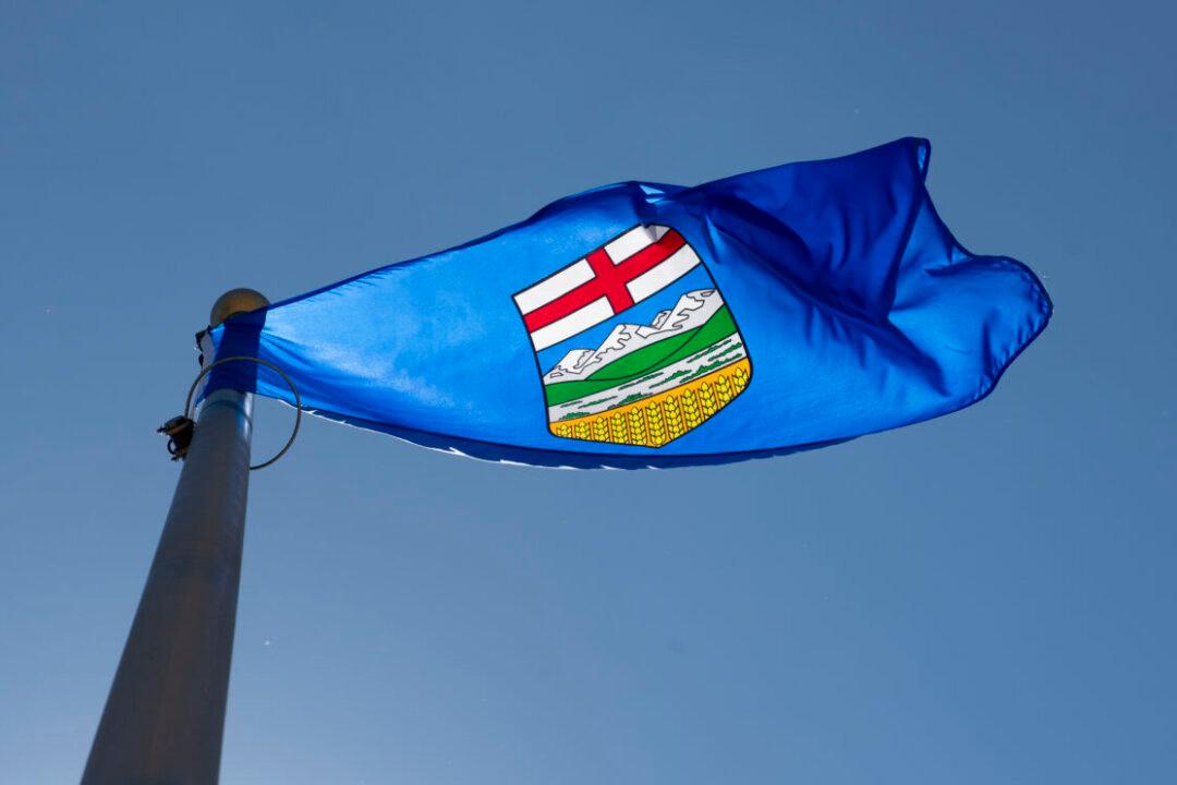 A Tale of Two Sovereignty Acts: Alberta and Saskatchewan Aim to Mark Their Territory to Deter Ottawa