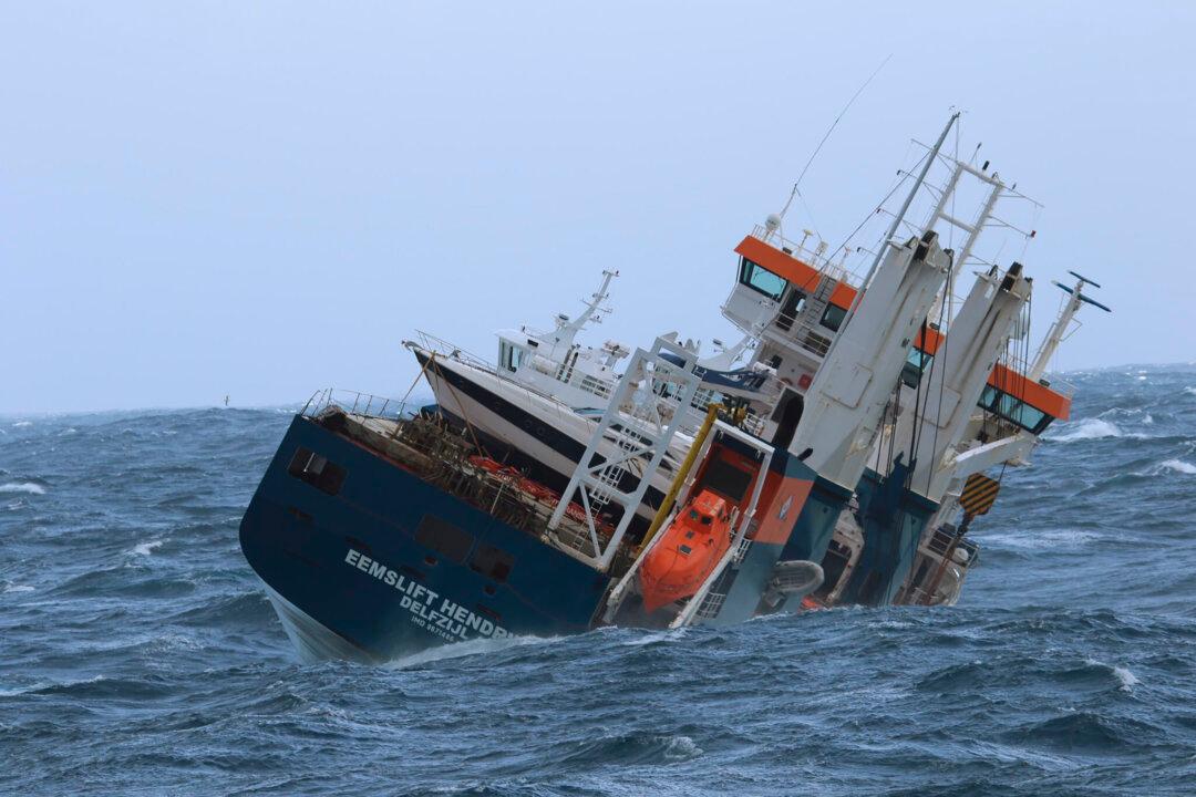 Salvage Crews Secure Drifting Dutch Cargo Ship Off Norway