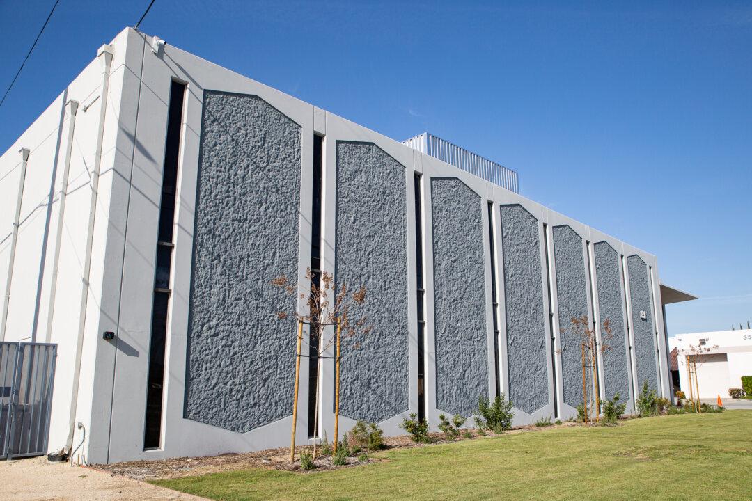 Navigation Center for Homeless Opens in Fullerton