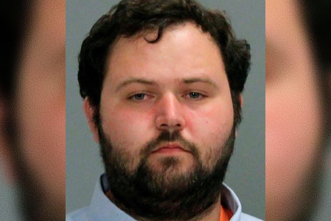 Suspect in Texas Cabinet Business Shooting Identified as Larry Bollin, 27
