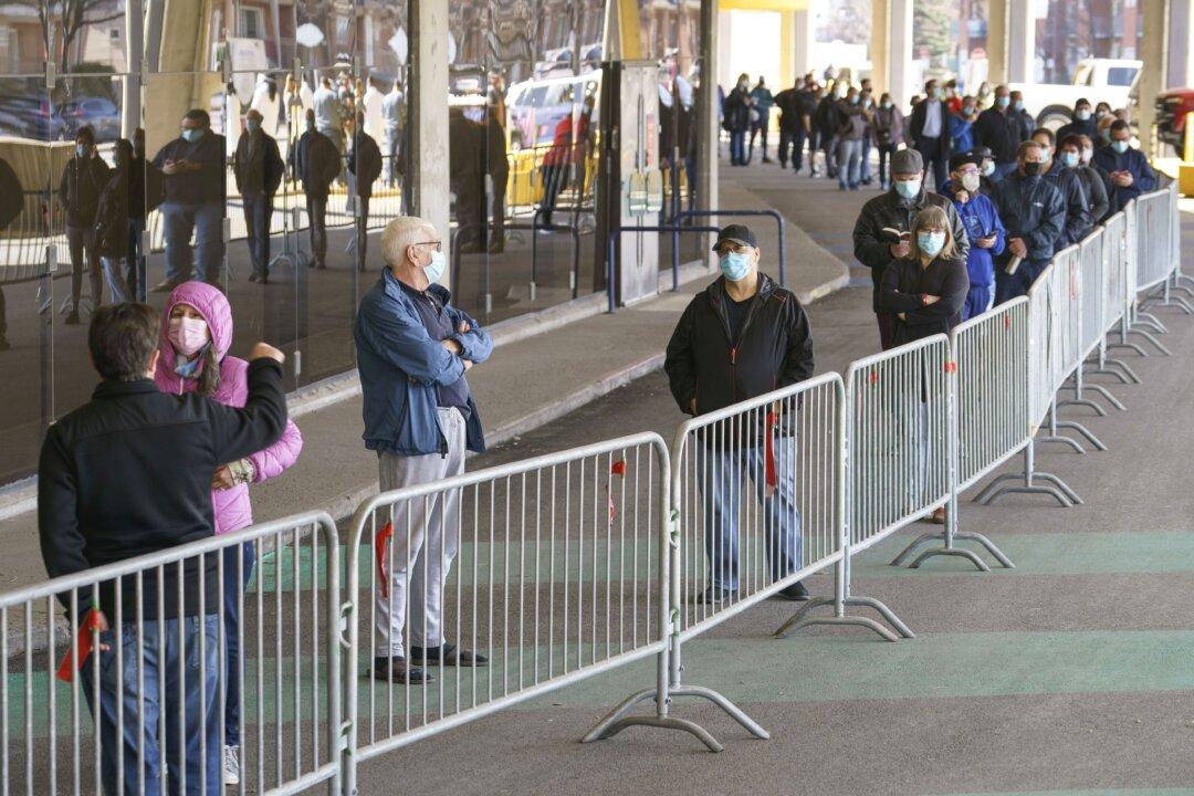 Lack of Domestic Vaccines Has Raised Calls for Pharmaceutical Policy Reforms, While Some Advise Caution