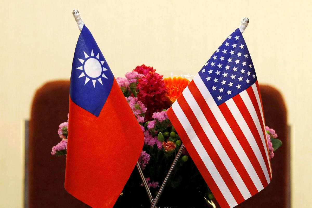 China Uses US Pork Import Issue to Try to Manipulate Taiwanese Referendum: Experts