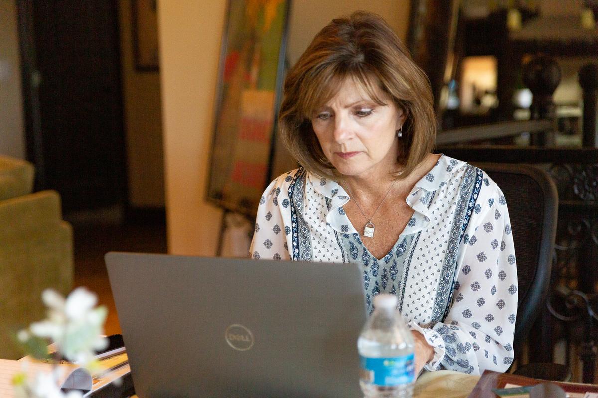 What Societal Drivers Are Compelling the Great Resignation?