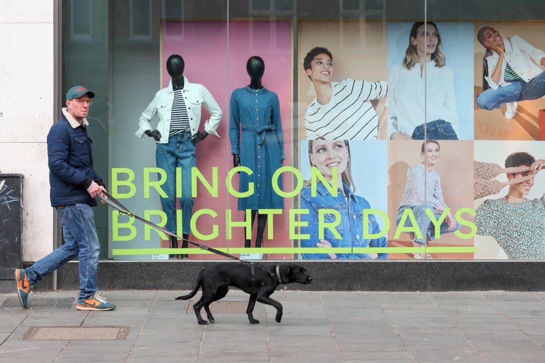 After Dire Year England’s Shops Hope for End-of-Lockdown Shopping Spree