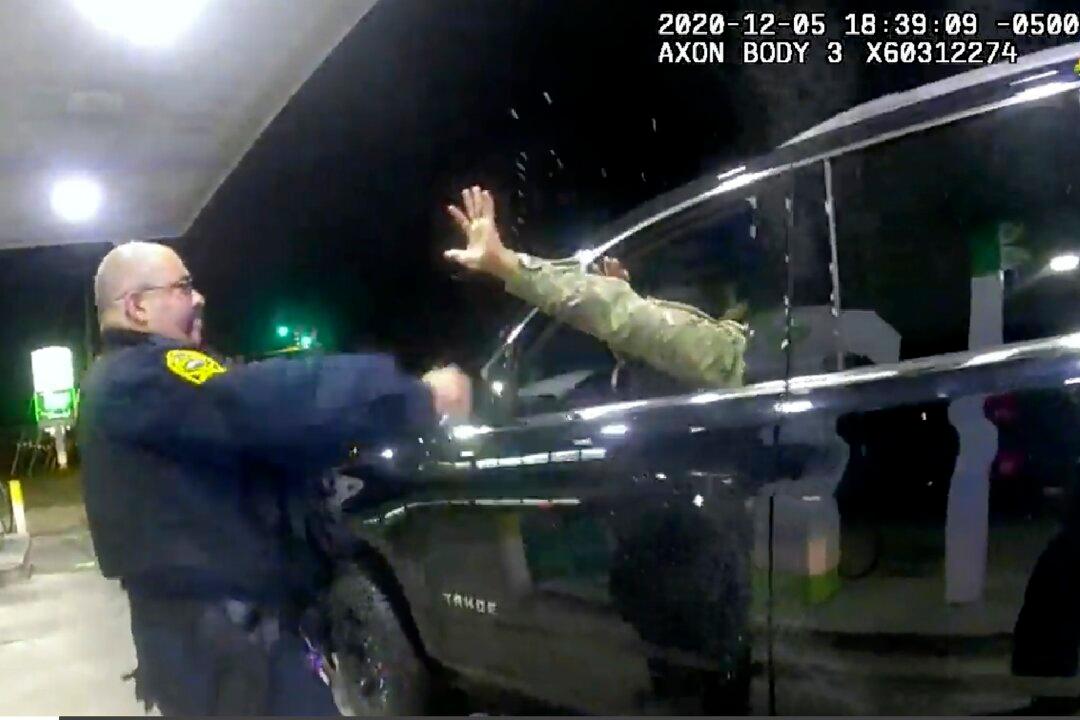 Virginia Officer Fired After Holding Army Lieutenant at Gunpoint During Traffic Stop