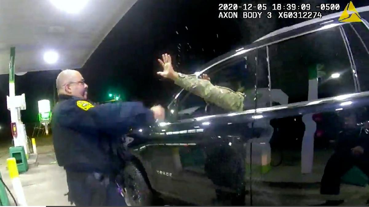 Virginia Officer Fired After Holding Army Lieutenant at Gunpoint During Traffic Stop