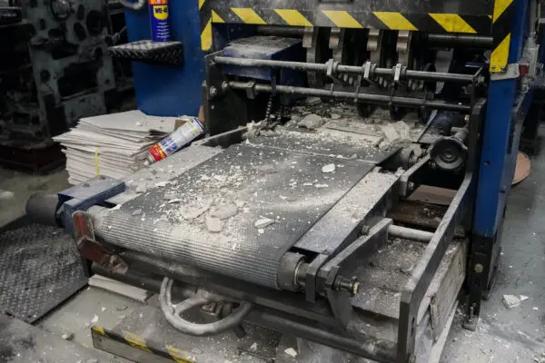 ‘We Will Never Flinch’: HK Epoch Times Condemns Violent Attack on Printing Press