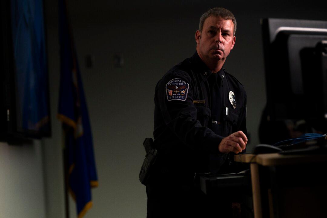 Fatal Police Shooting in Minnesota Was ‘Accidental,’ Officer Meant to Use Taser: Police Chief