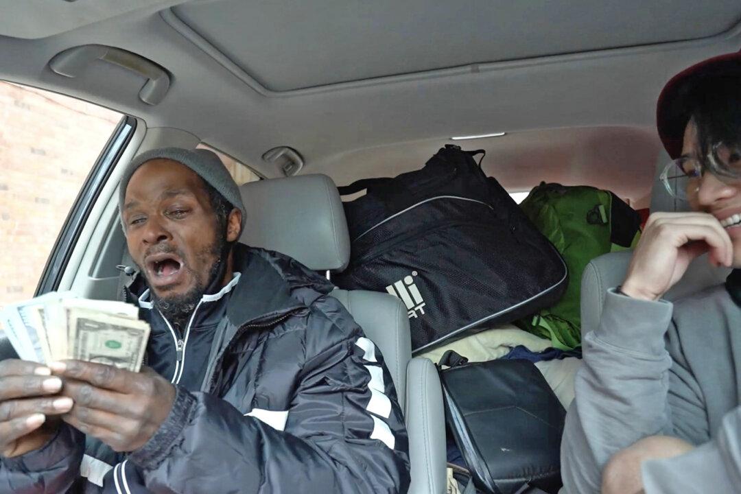 Vlogger Raises $17,000 for Homeless Man He Met on His Road Trip: ‘I Want to Humanize Him’