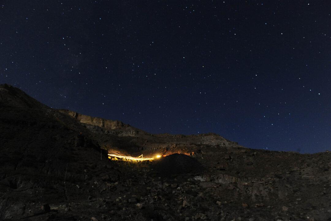 5 Miners Die, 4 Missing in Coal Mine Collapse in Afghanistan