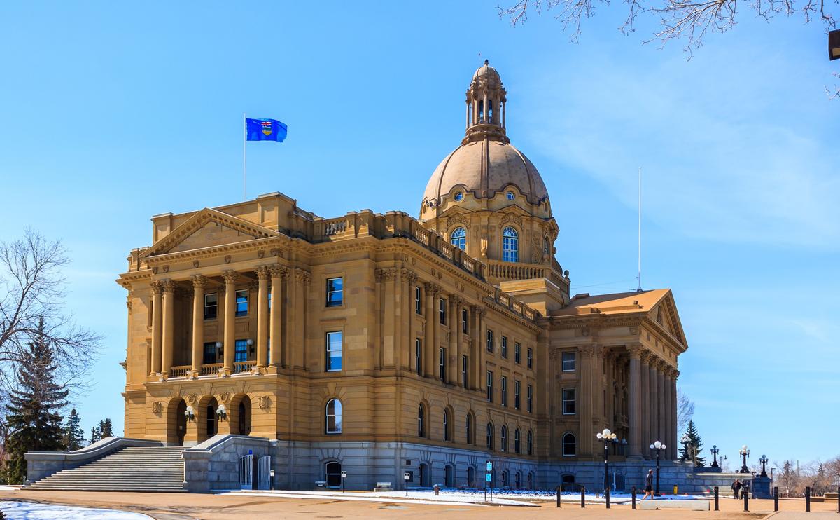 Alberta to Replace Ethics Commissioner and Chief Electoral Officer