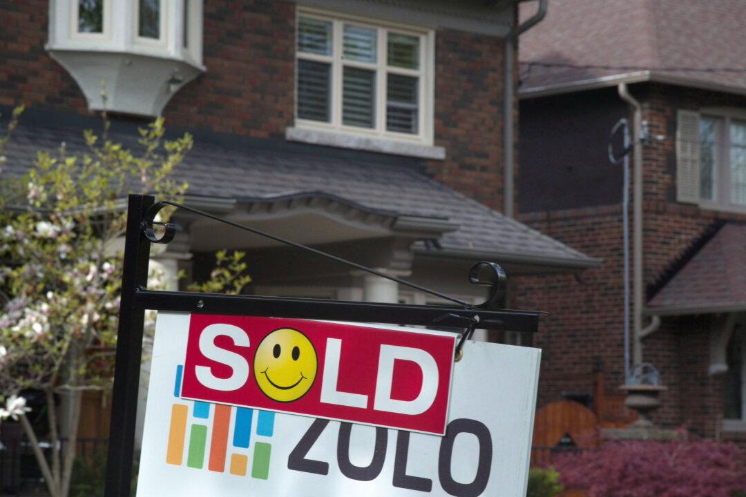 Canada Grapples With Familiar Housing Bubble as Demand Surges Amid COVID Measures