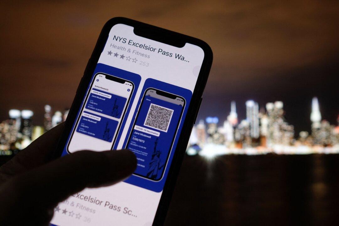 Homeland Security Walks Back Secretary’s Claim US Taking ‘Close Look’ at Vaccine Passports