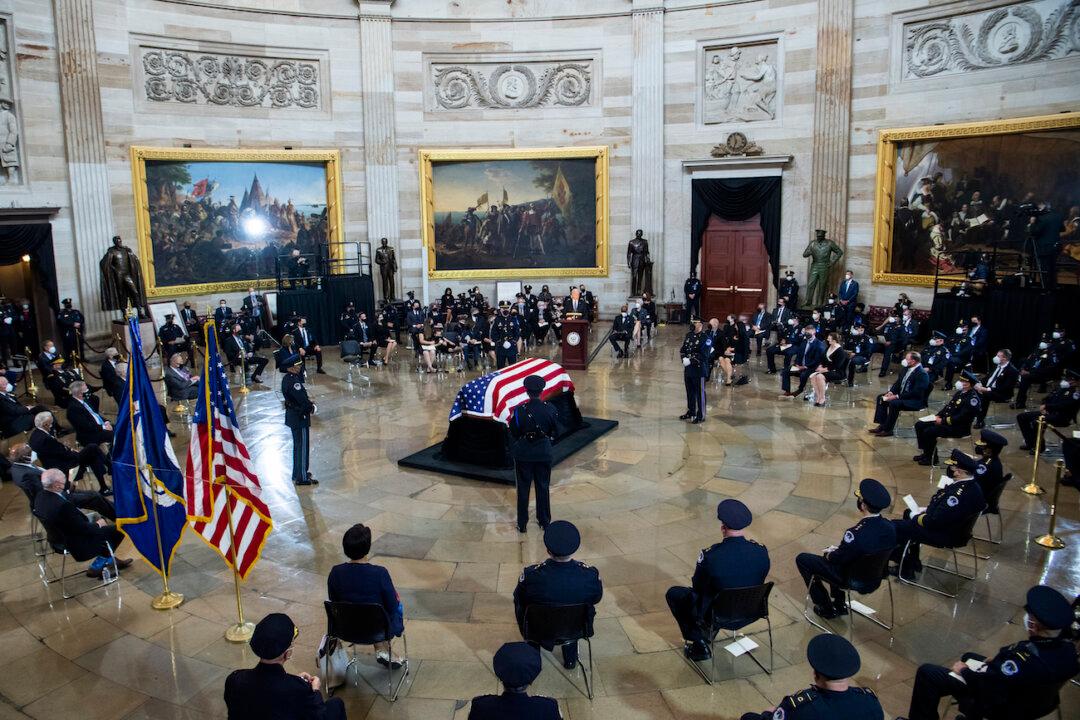 Biden, Lawmakers Pay Tribute to Capitol Police Officer Slain by Motorist