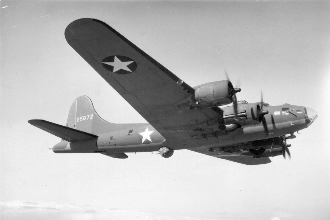 Lt. Sedgeley and the Sunken B-17 Bomber