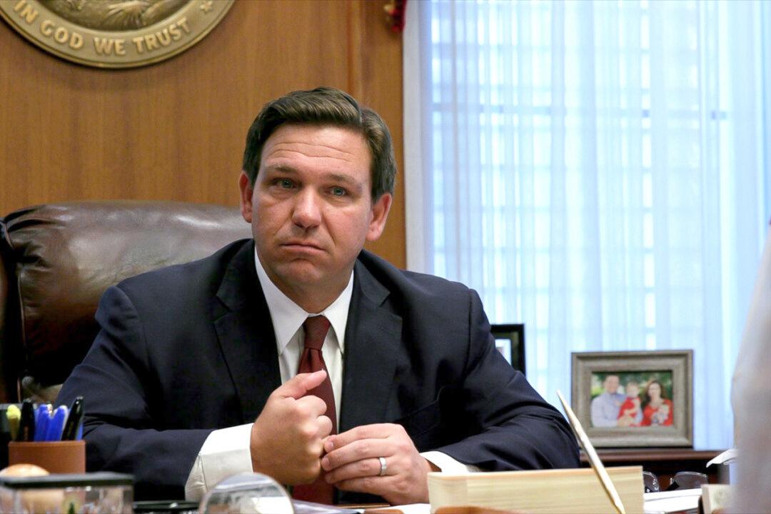 Florida Gov. DeSantis Will Pardon Anyone Who Broke Mask Mandates, COVID-19 Rules