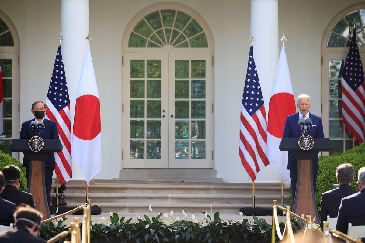 Biden Seeks Unity With Japan’s Suga Against China at First White House Summit