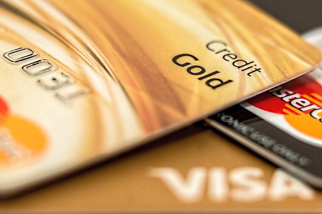 Money Myths: 10 Ways We Fool Ourselves About Managing Credit