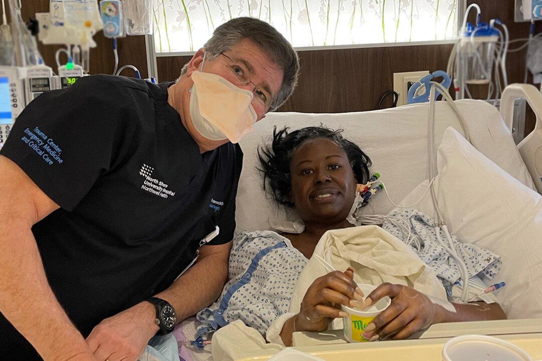 Nose Ring Piercing Makes New York Woman Undergo a Life-Saving Liver Transplant