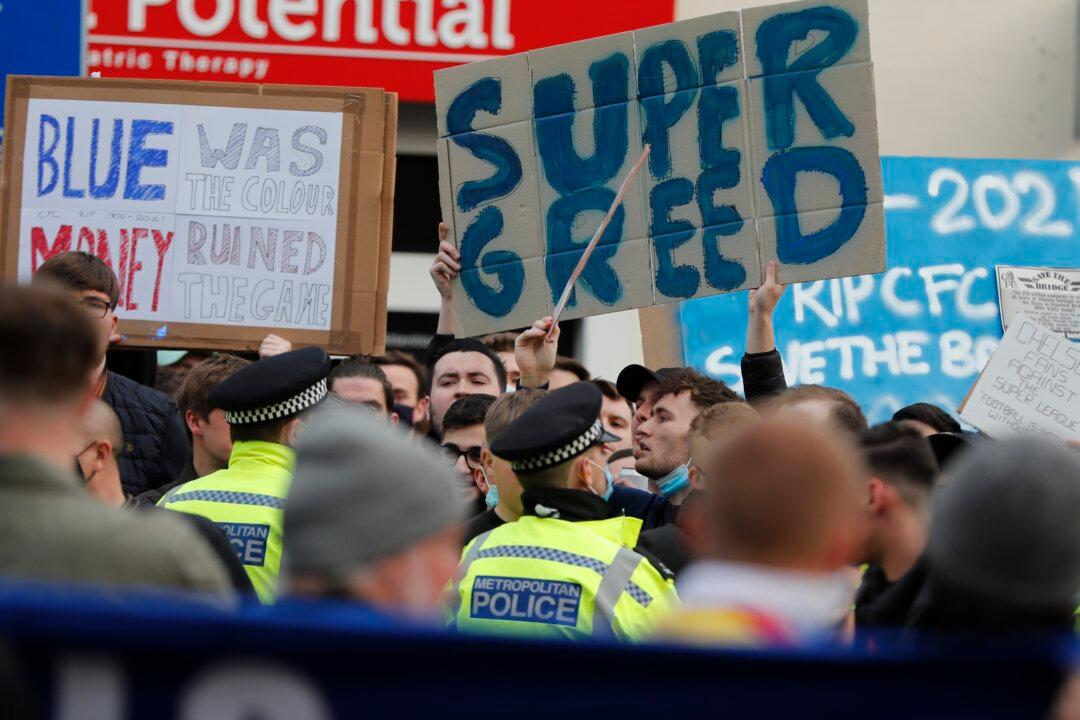 Super League Collapses After the 6 English Clubs Withdraw