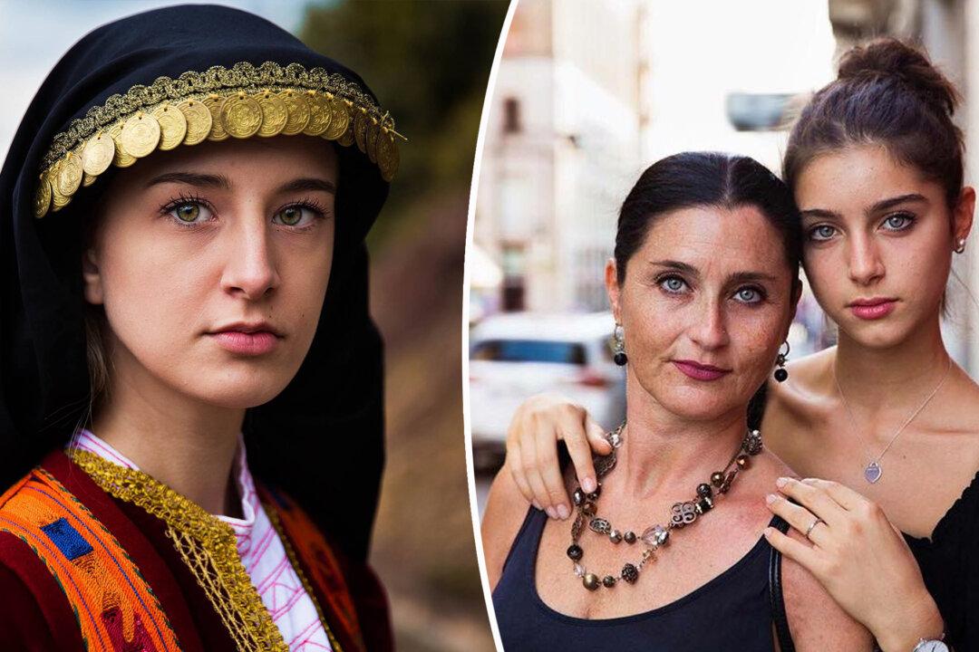 Stunning Portraits of 500 Women Around the World Celebrate Beauty of ‘Our Differences’