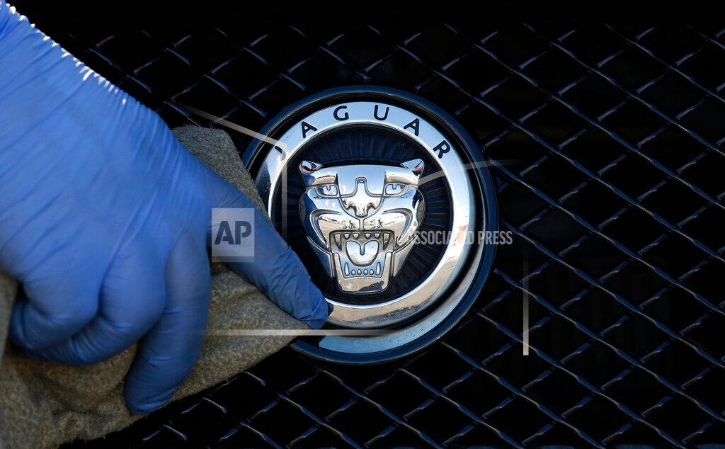 Jaguar Land Rover Halts Production Because of Chip Shortage