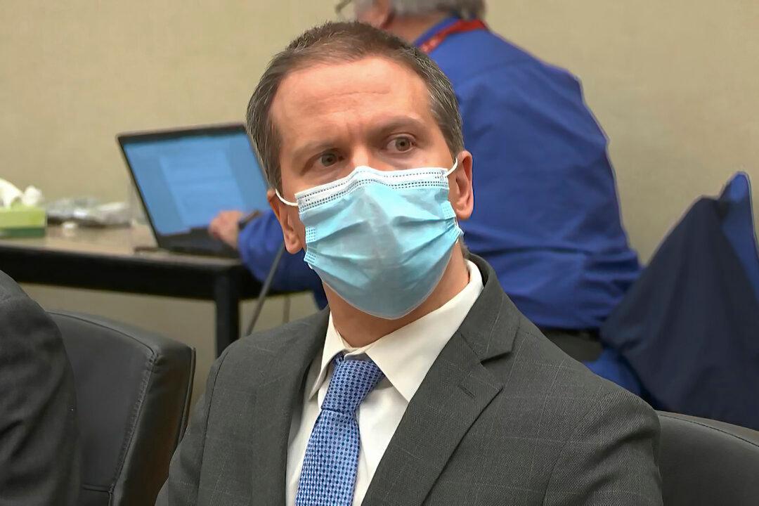 Prosecutors: Derek Chauvin Deserves Aggravated Sentence in George Floyd Killing