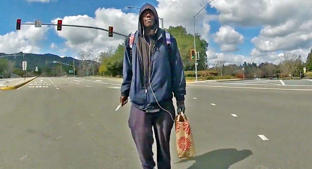 Bodycamera Footage Shows California Police Officer Shooting Man After He Pulls Knife