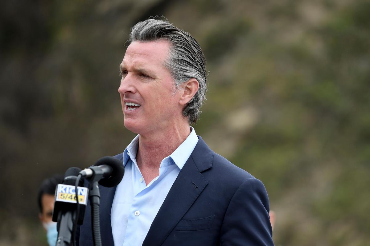 Newsom Pleads With Californians to Reduce Water Use
