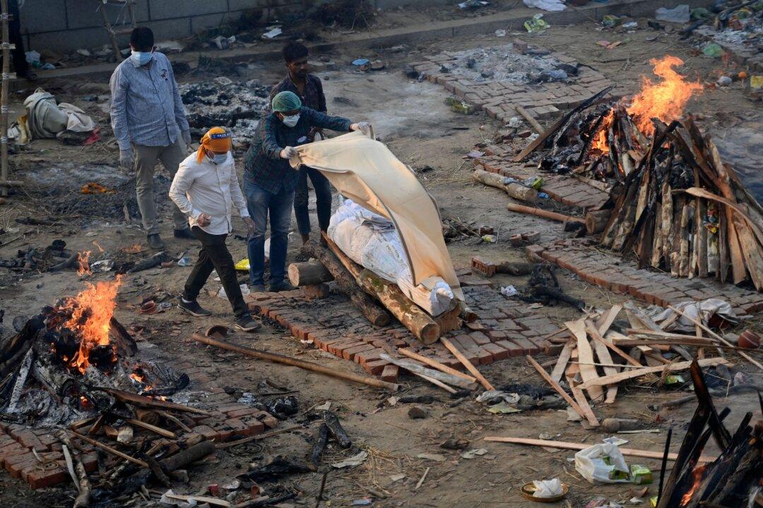 Australia Stops Flights From India Amid CCP Virus Emergency