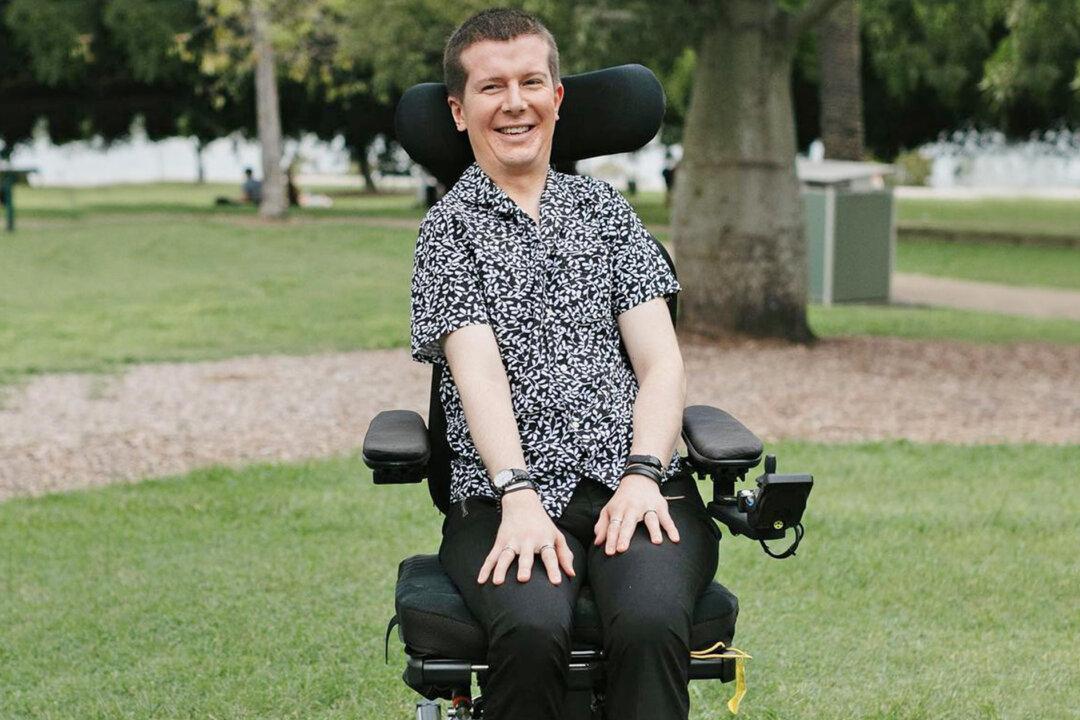 Man With Rare Condition That Forms Bones Outside Skeleton Says, ‘You Can Do It’