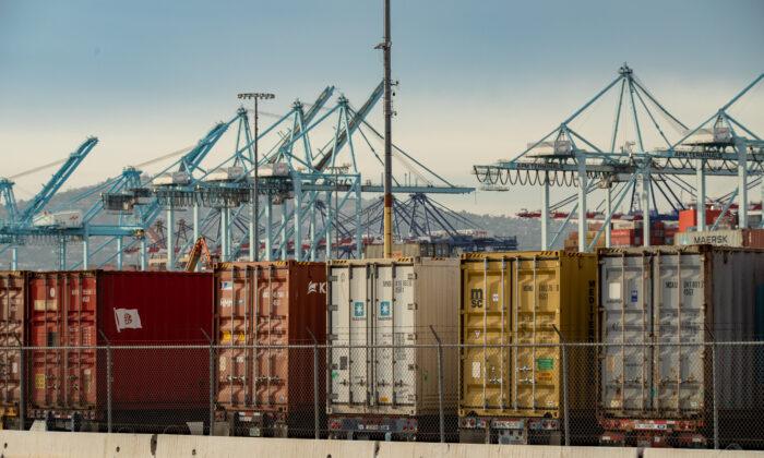 Crews Make Progress on Months-Long Cargo Ship Backlog at LA Ports