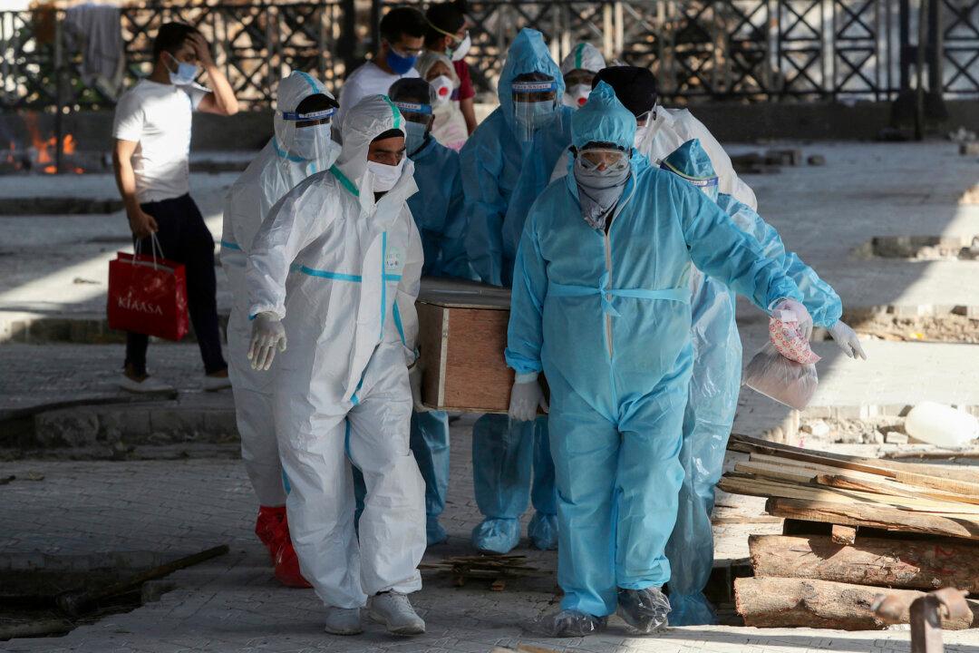 India Tops 200,000 CCP Virus Deaths as Surge Strains Health System