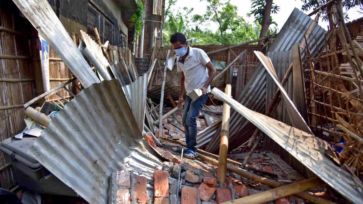 Magnitude 6 Earthquake Strikes India, Damages Some Buildings