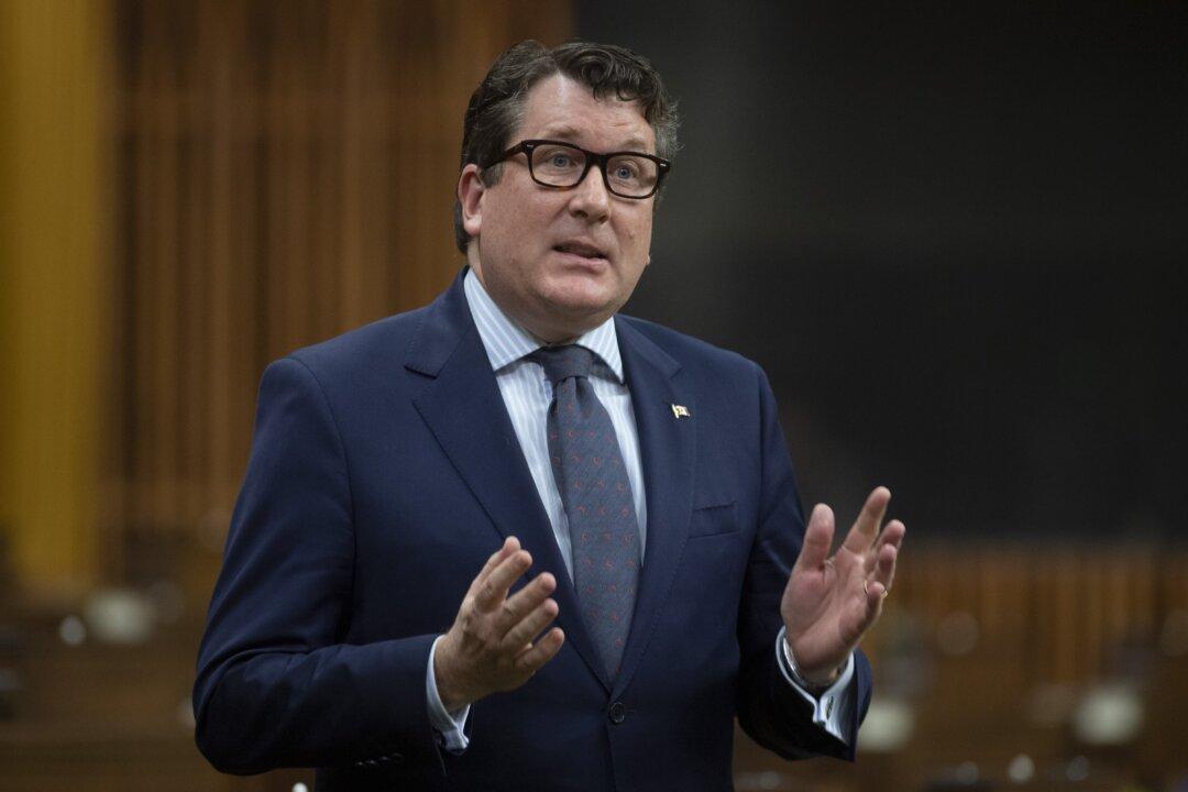 Tories Try New Tactic to Bring Down Government, Call Committee Meeting