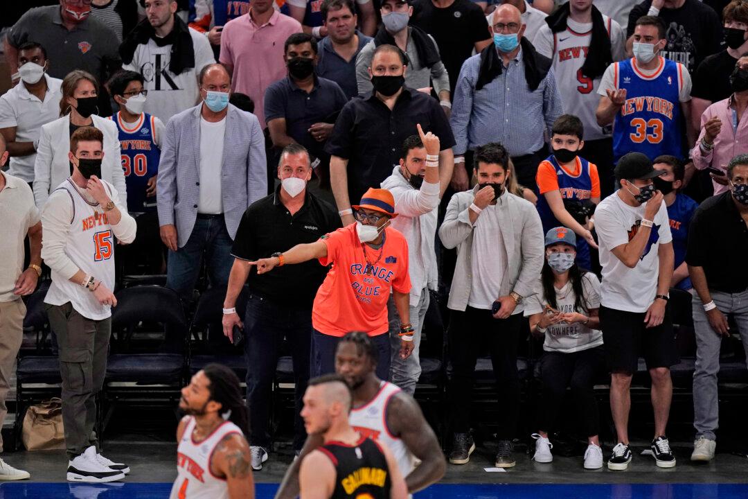 New York Knicks to Limit Ticket Sales to Vaccinated People, Require Proof for Entry