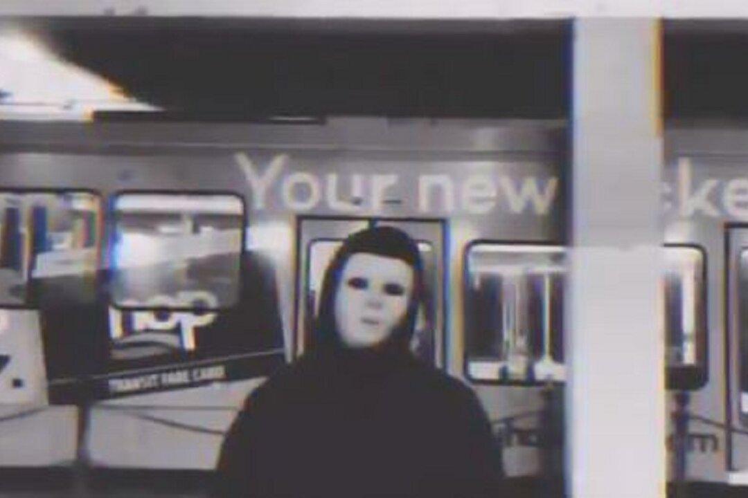 Police, FBI Investigating Video of Masked Anarchist Threatening Portland’s Mayor