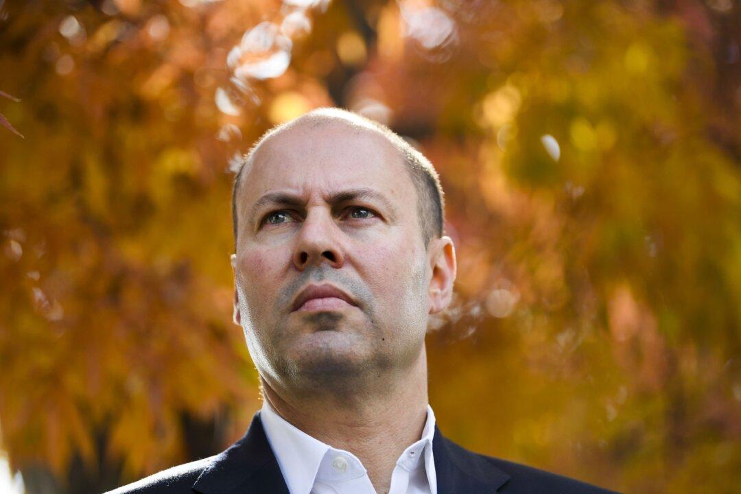 Former Treasurer Questions Albanese’s Choice for Bondi Terror Royal Commission