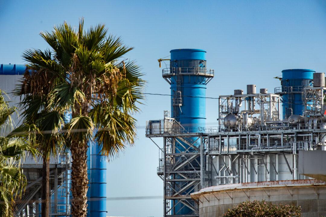 Coastal Commission Staff Recommends Rejecting Huntington Desalination Project