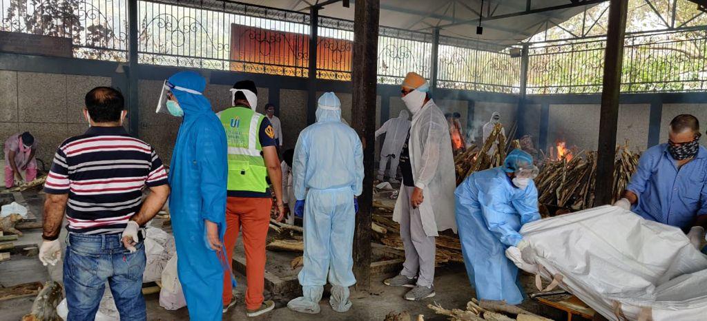 New Delhi COVID-19 Volunteer: ‘A 30-Year-Old Died in My Arms’