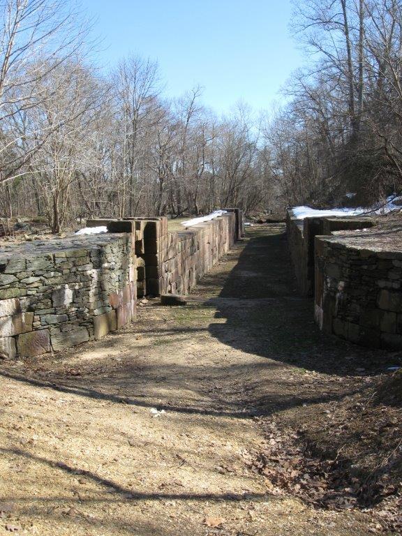 A lock on the C&O Canal, at Great Falls, on the Potomac River. (Bob Kirchman)