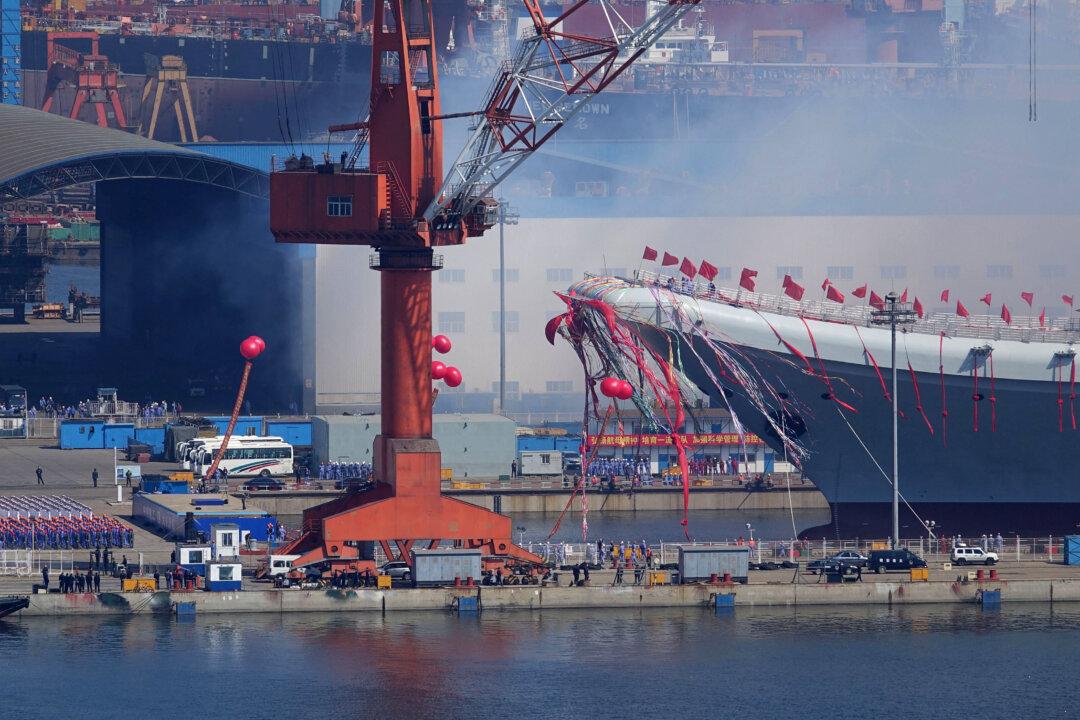 International Shipbuilding Contracts Fuel Modernization of Chinese Navy: Report