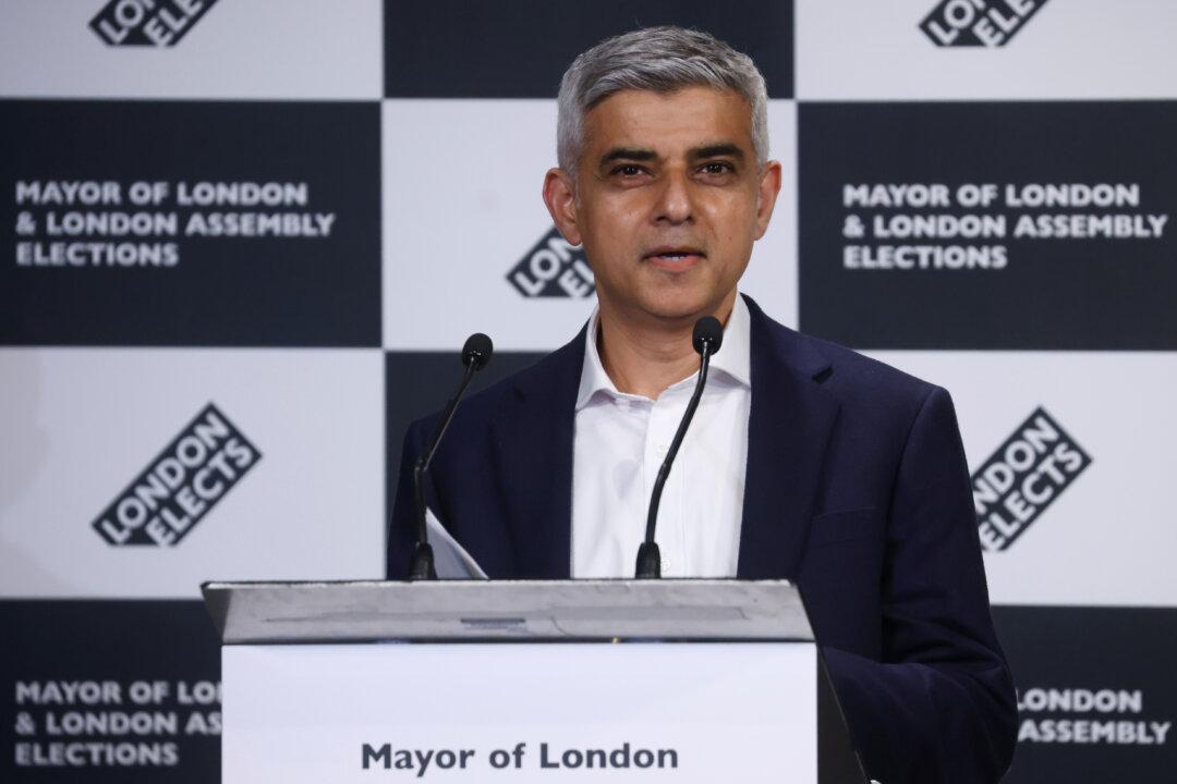 Council Leaders Rebel Against London Mayor’s ULEZ Expansion
