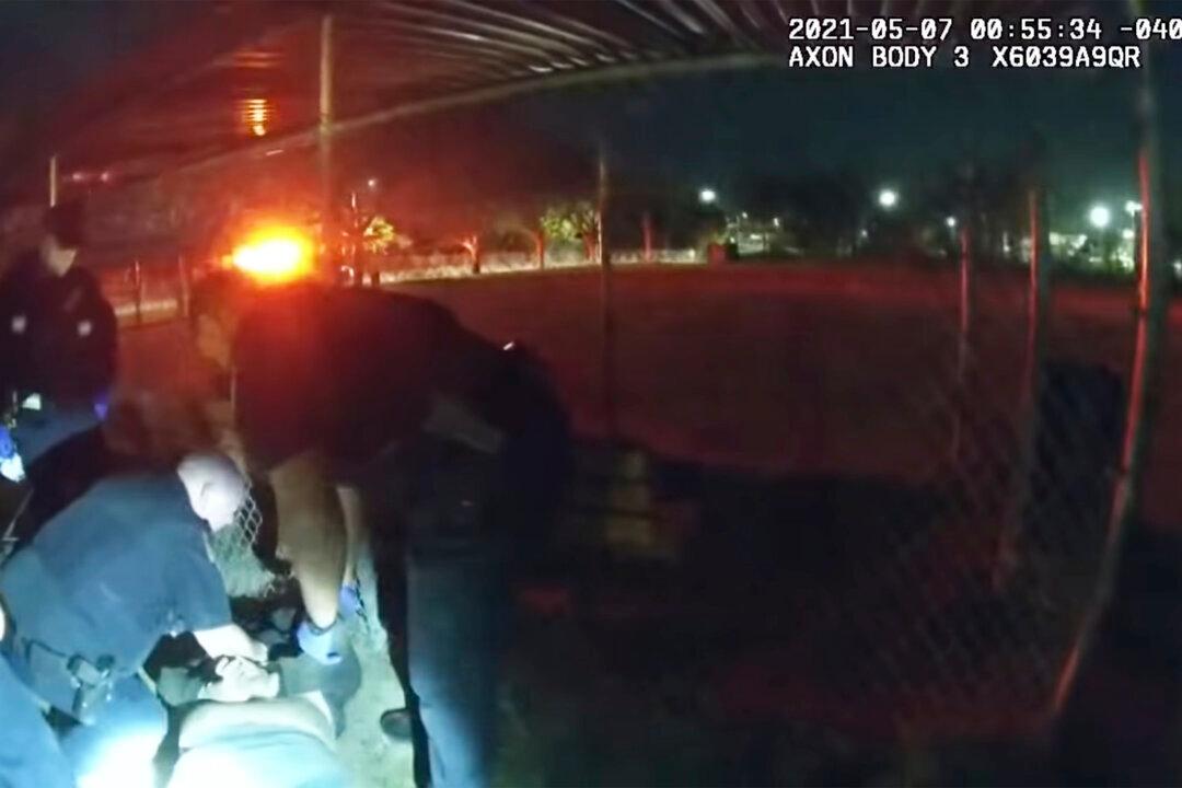 Rhode Island Investigating Death of Man Handcuffed by Police