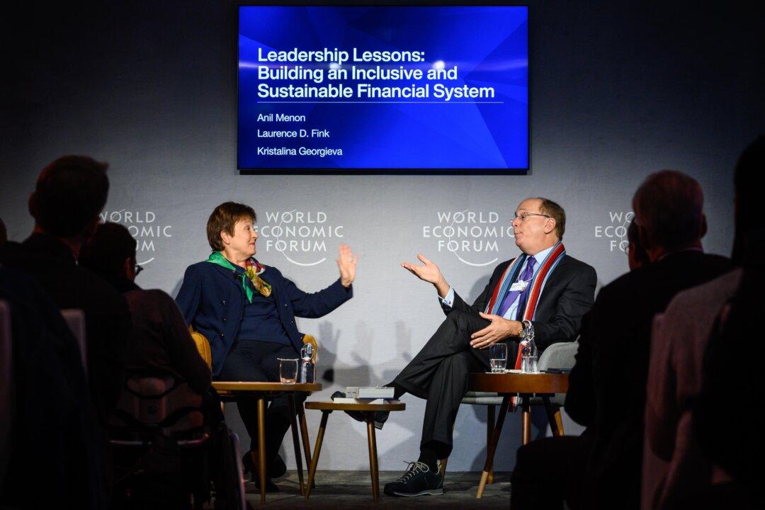 Banks’ Climate Pledges Would Downgrade Non-Woke Businesses to 2nd-Tier Economy, Experts Say