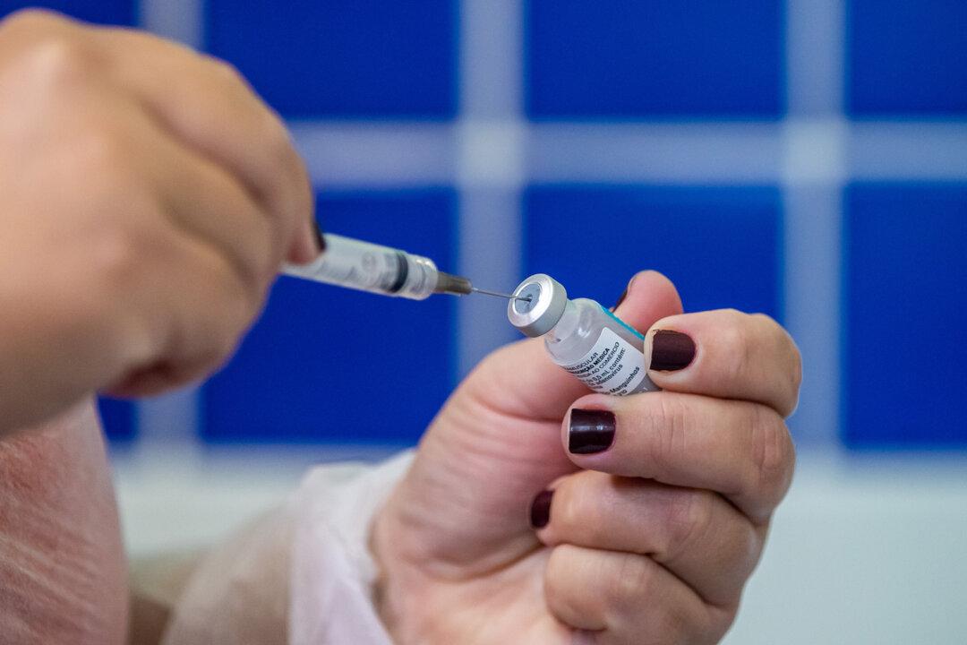 Brazilian States Suspend AstraZeneca’s COVID-19 Vaccine for Pregnant Women After Death