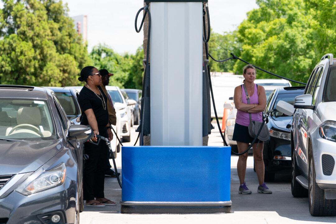 Gas Prices Expected to Keep Rising in Wake of Colonial Pipeline Attack