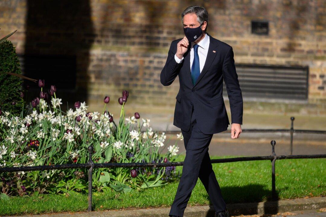 Blinken Calls Hezbollah ‘Threat,’ US Blacklists 7 Lebanese Nationals